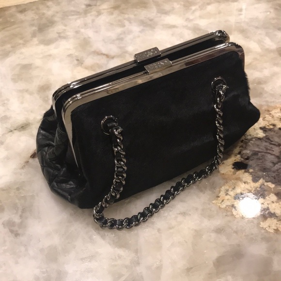 Chanel clutch - Picture 3 of 8